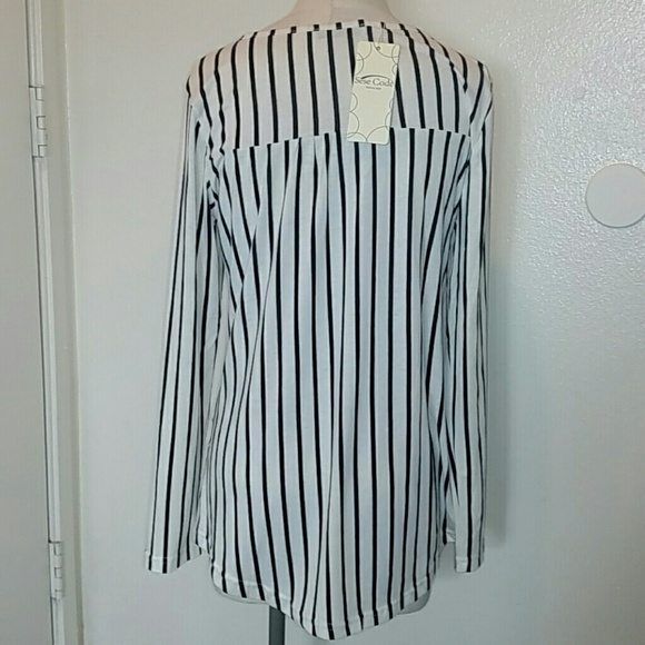 Sese Code Striped Split V Neck Tunic - Picture 2 of 4